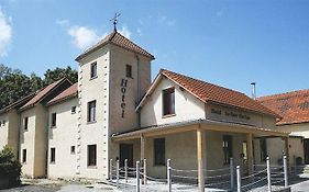 La Tour Des Lys